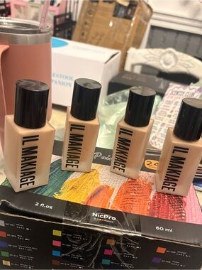 IL MAKIAGE Foundation Bundle Shade 35 (x4)Woke Up Like This
Flawless Base 30ml